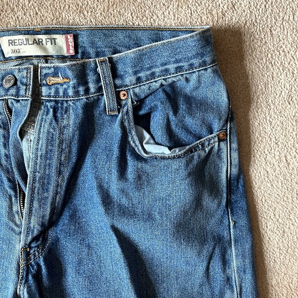 Mens Like New Levi Strauss 505 Regular Fit jeans, Size 36 x 30, dressy or casual - Picture 4 of 8
